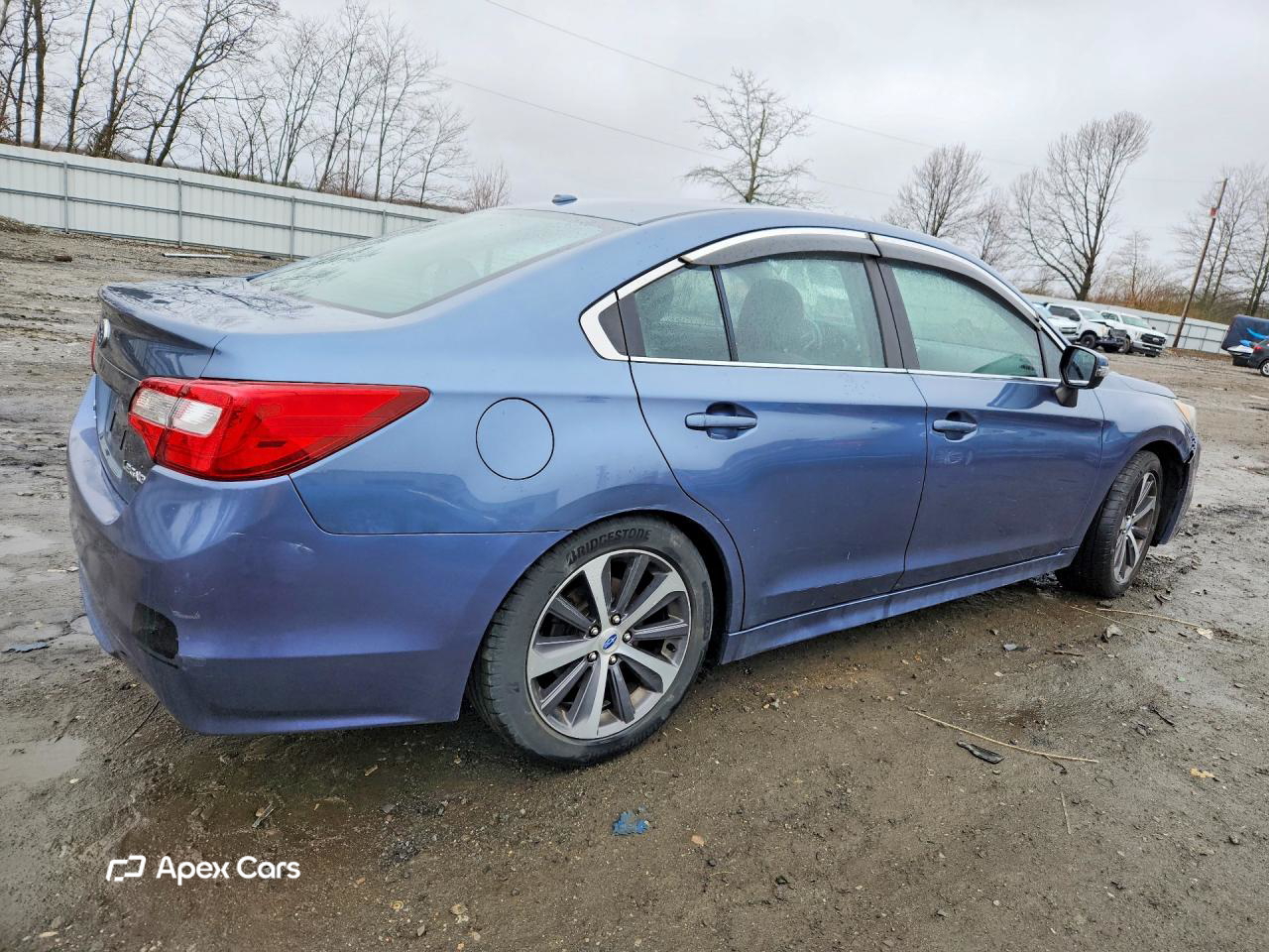 Subaru Legacy 2015