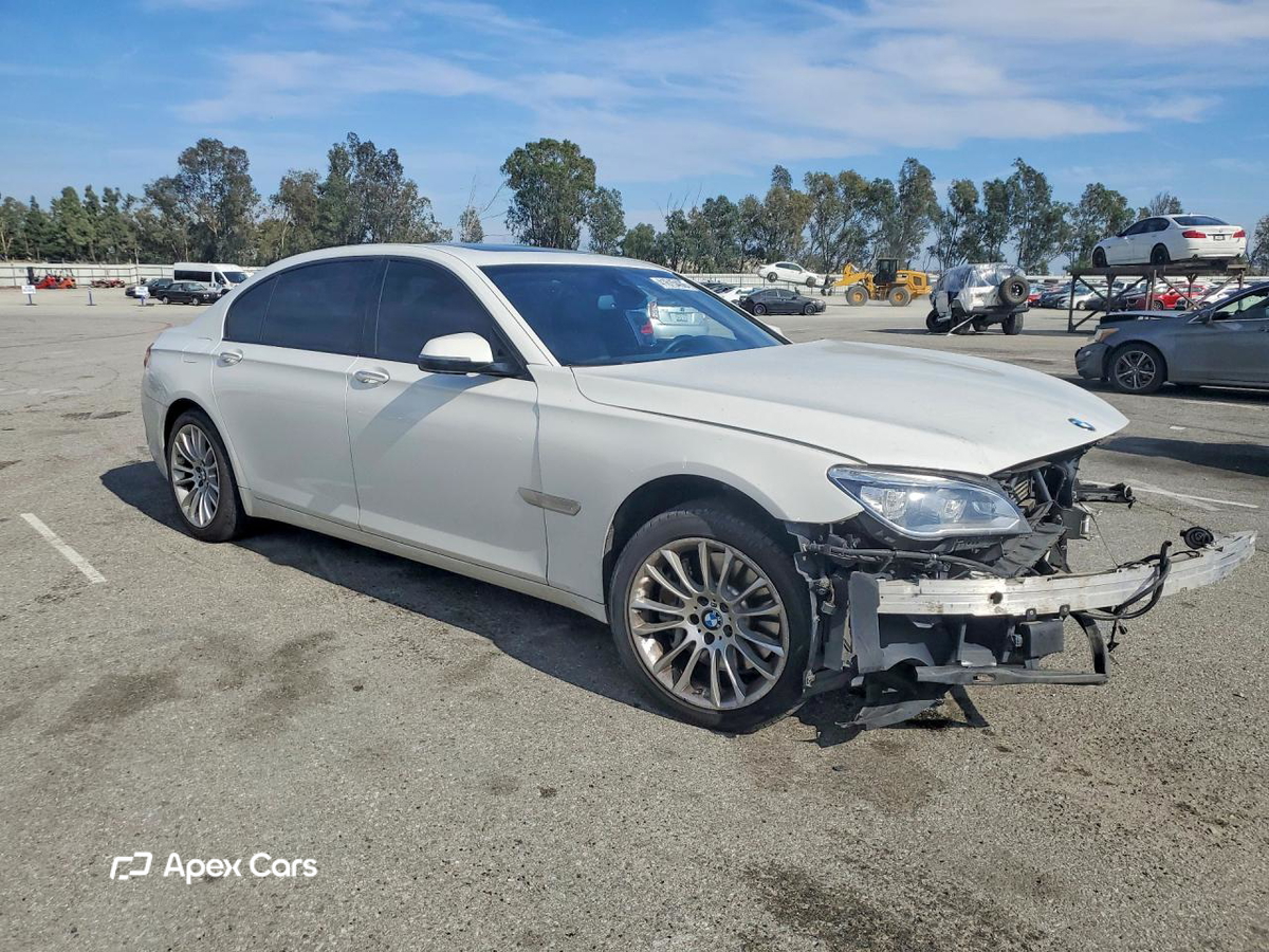 BMW Series 7 2014