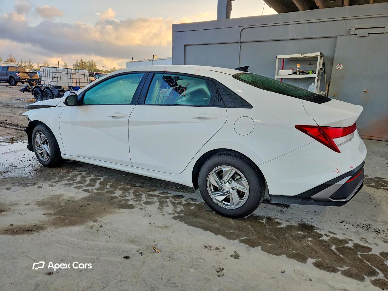 Hyundai Elantra 2024