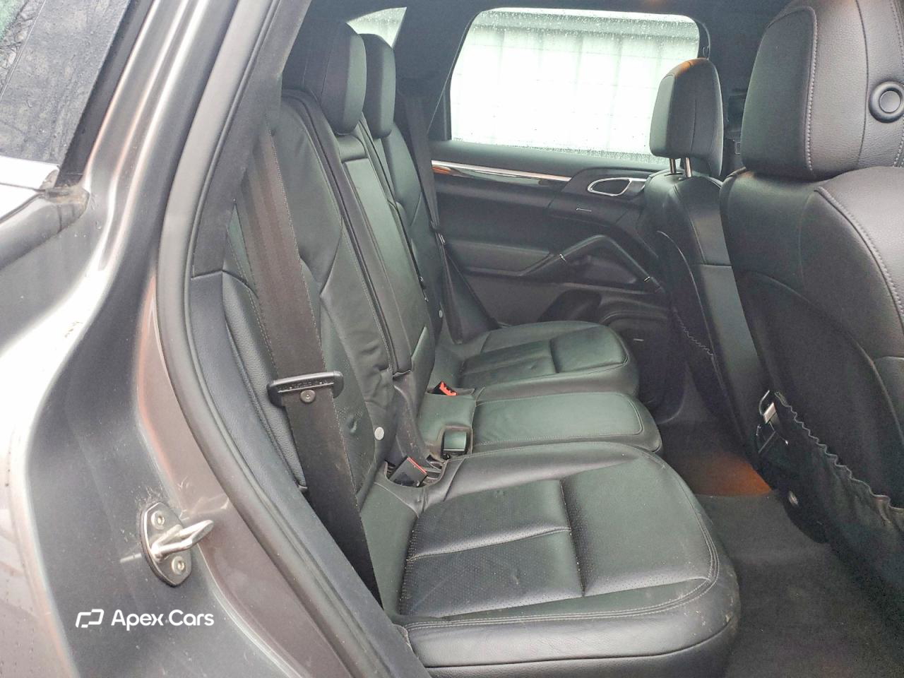 Porsche Cayenne 2012