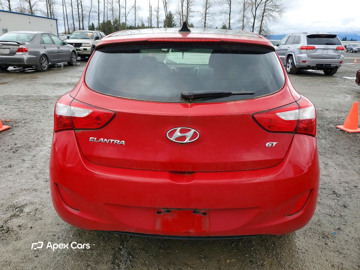 Hyundai Elantra 2013