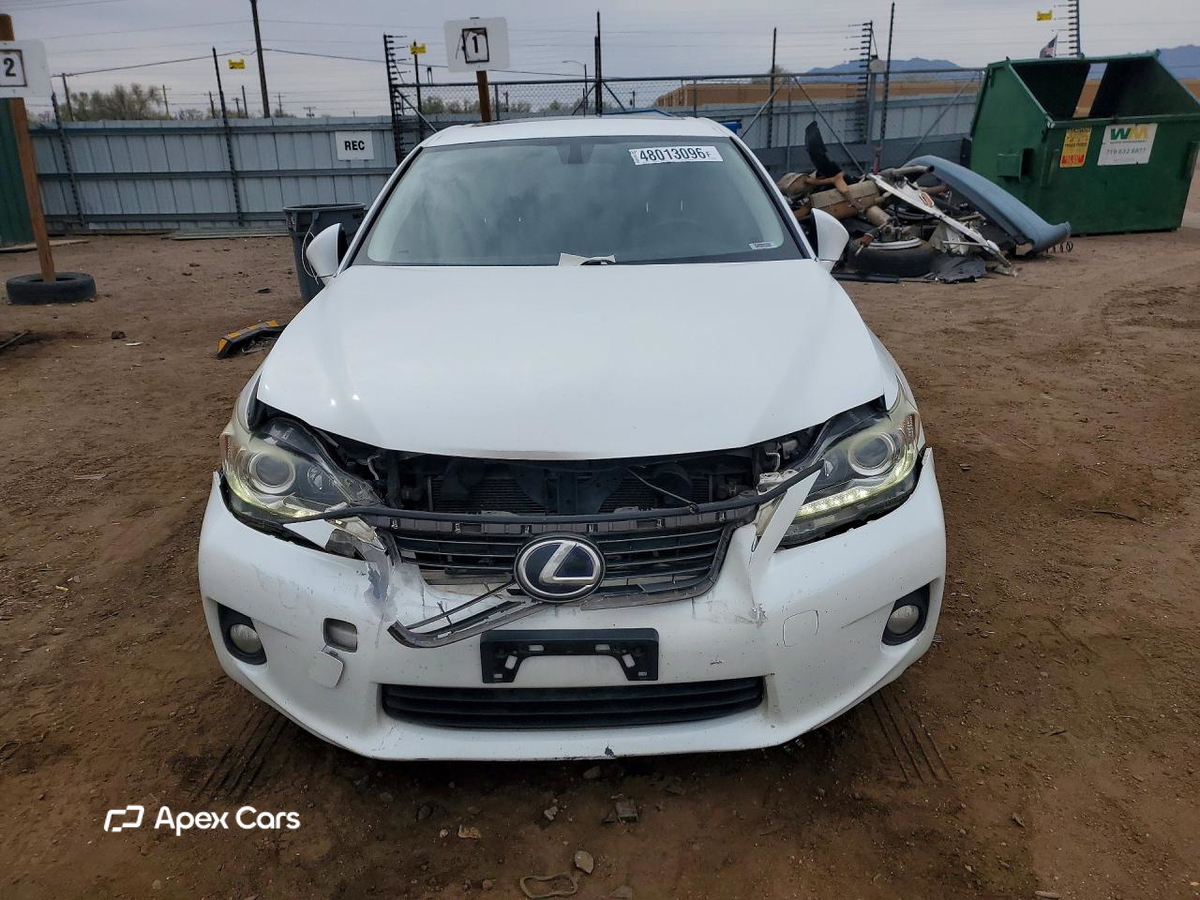 Lexus CT 2013