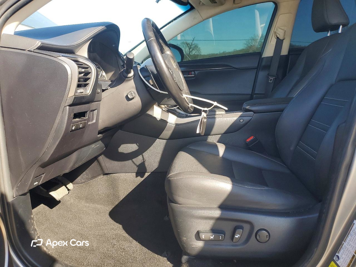 Lexus NX 2018