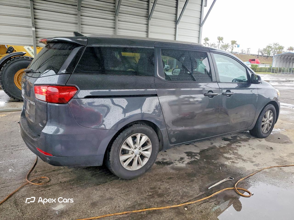 Kia Sedona 2015