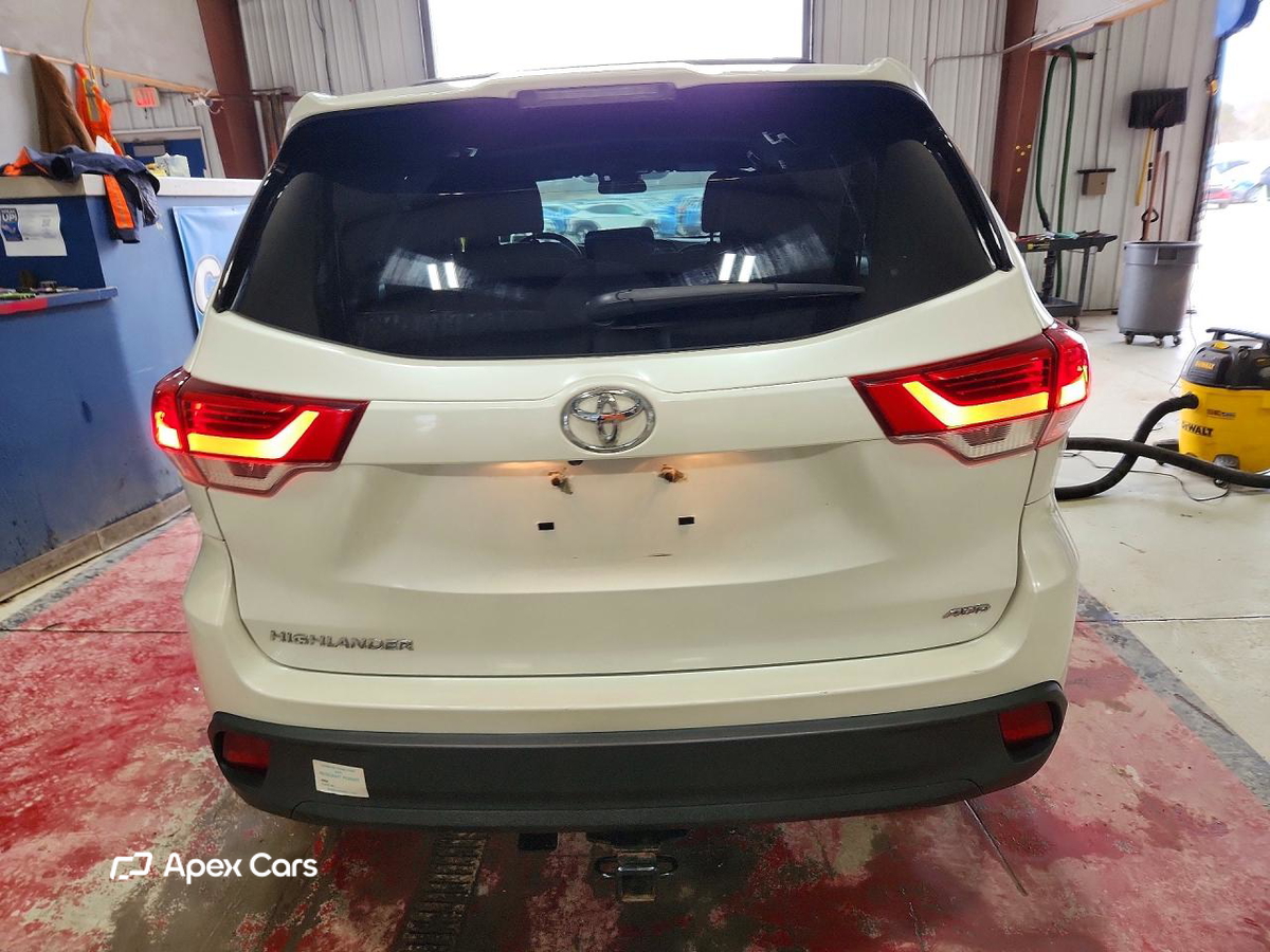Toyota Highlander 2019