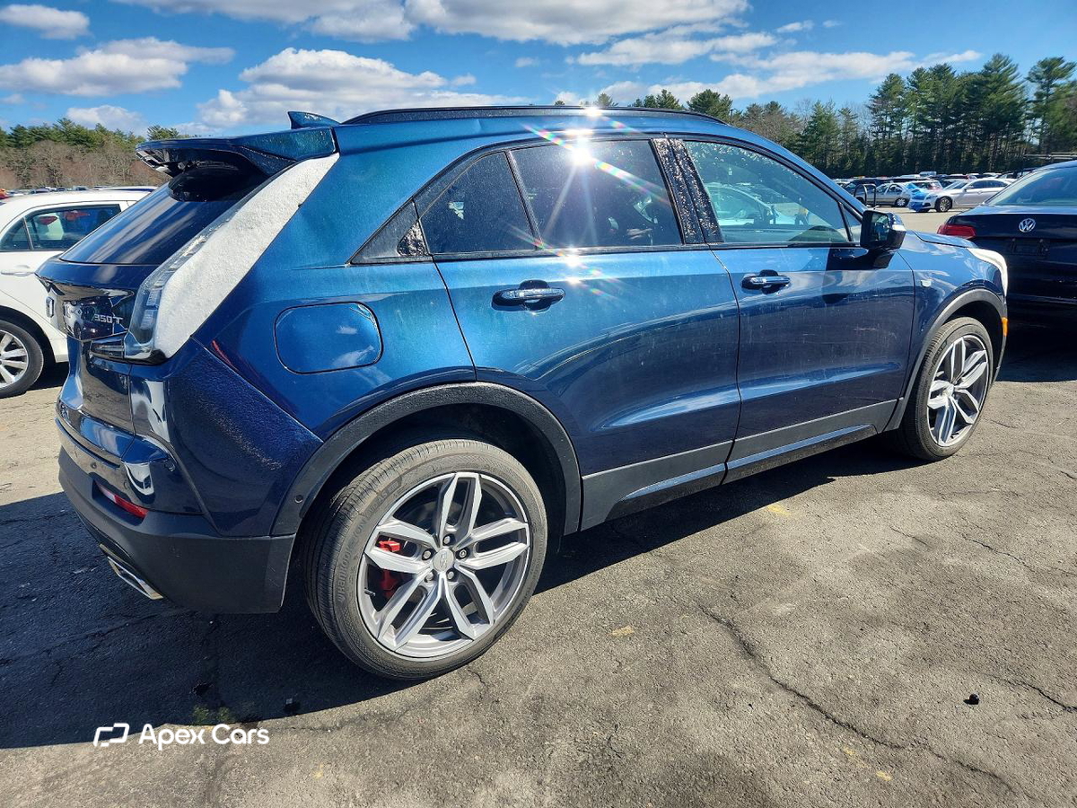 Cadillac XT4 2021
