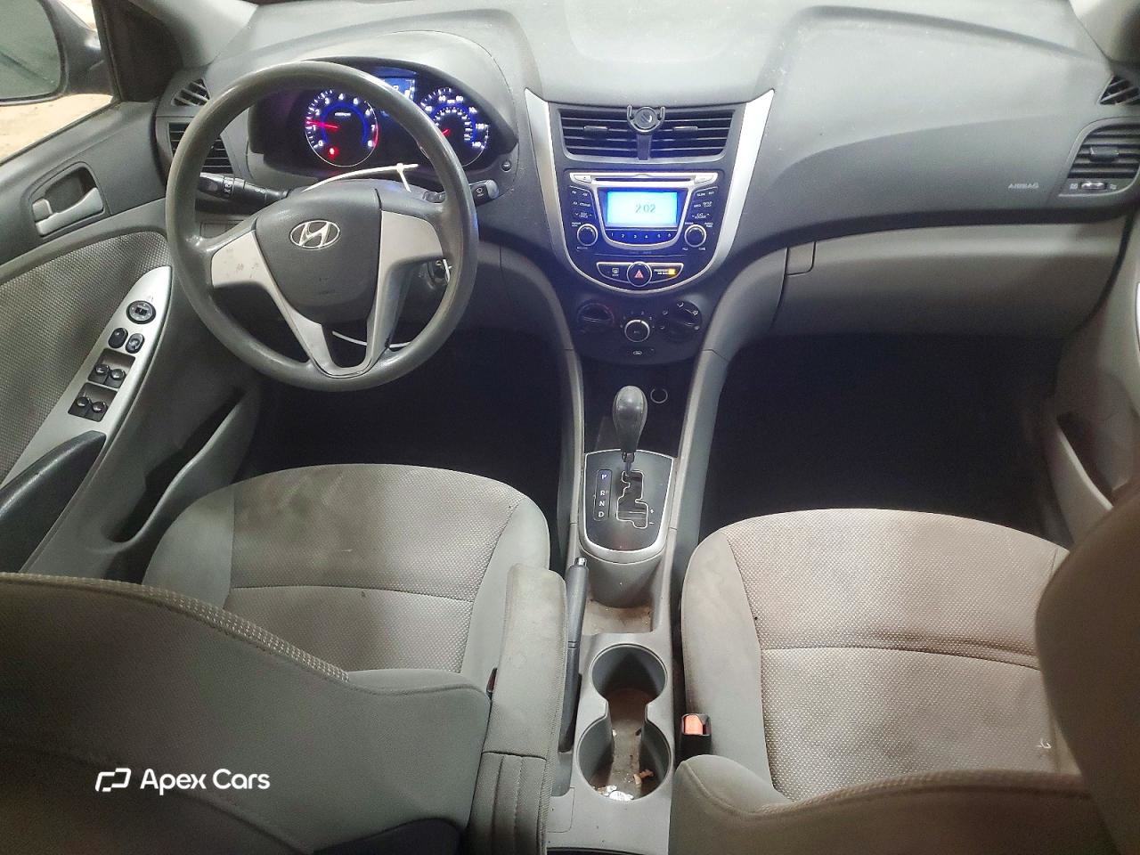 Hyundai Accent 2013