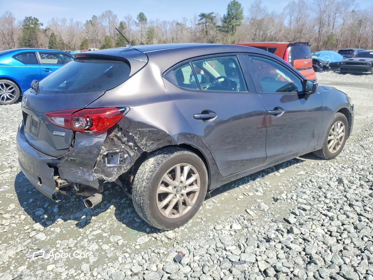 Mazda 3 2018