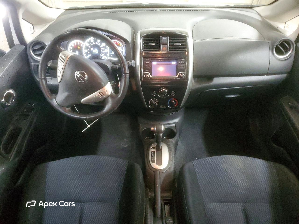 Nissan Versa 2016