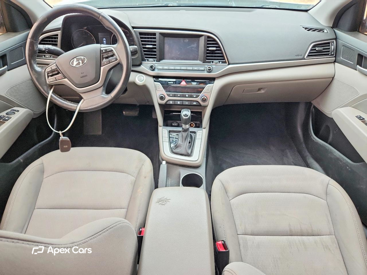 Hyundai Elantra 2018