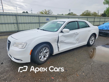Chrysler 300 2015 - Image 1 of 12