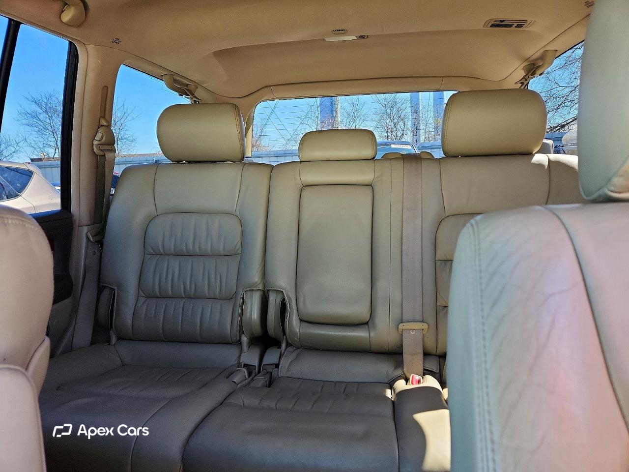 Lexus LX 2006