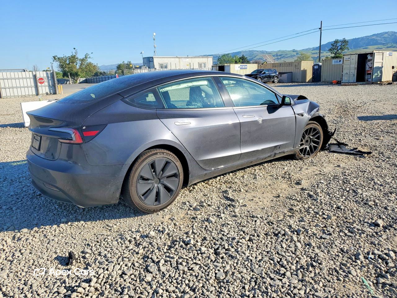 Tesla Model 3 2025