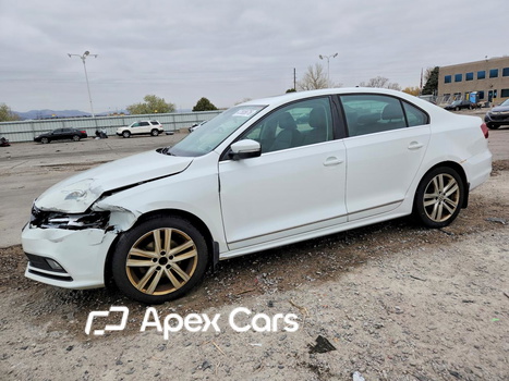 Volkswagen Jetta 2017 - Image 1 of 12