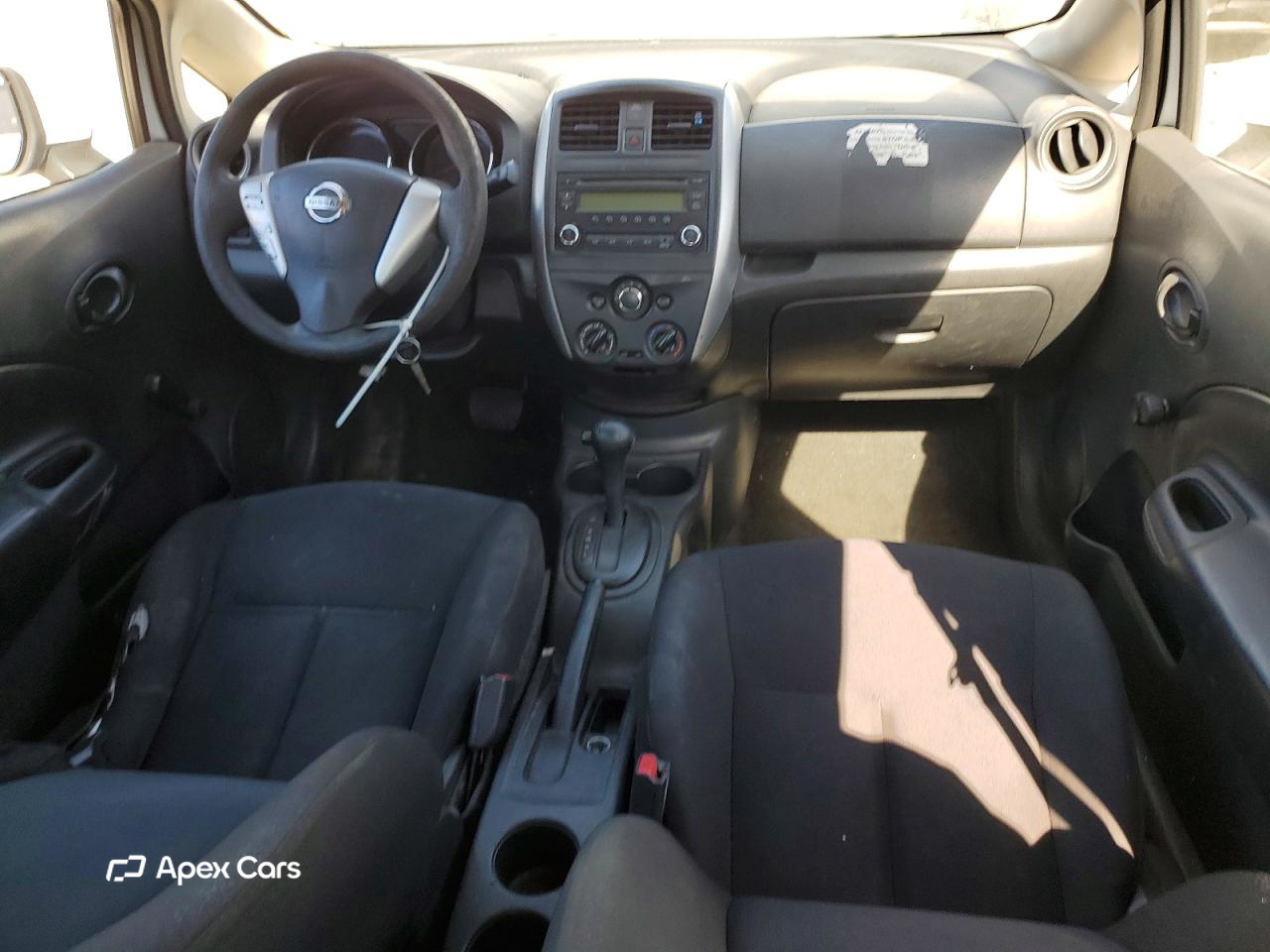 Nissan Versa 2016