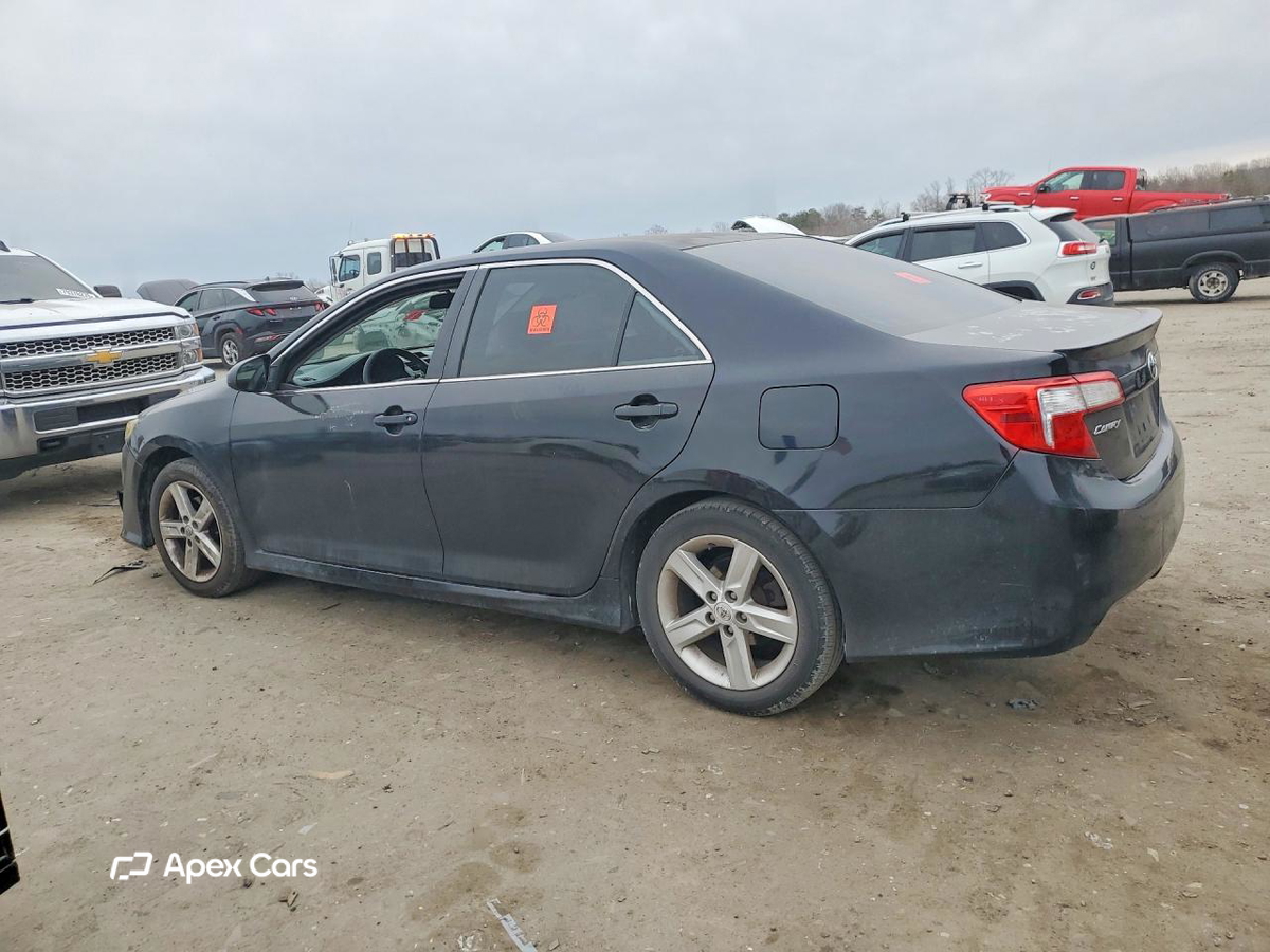 Toyota Camry 2012