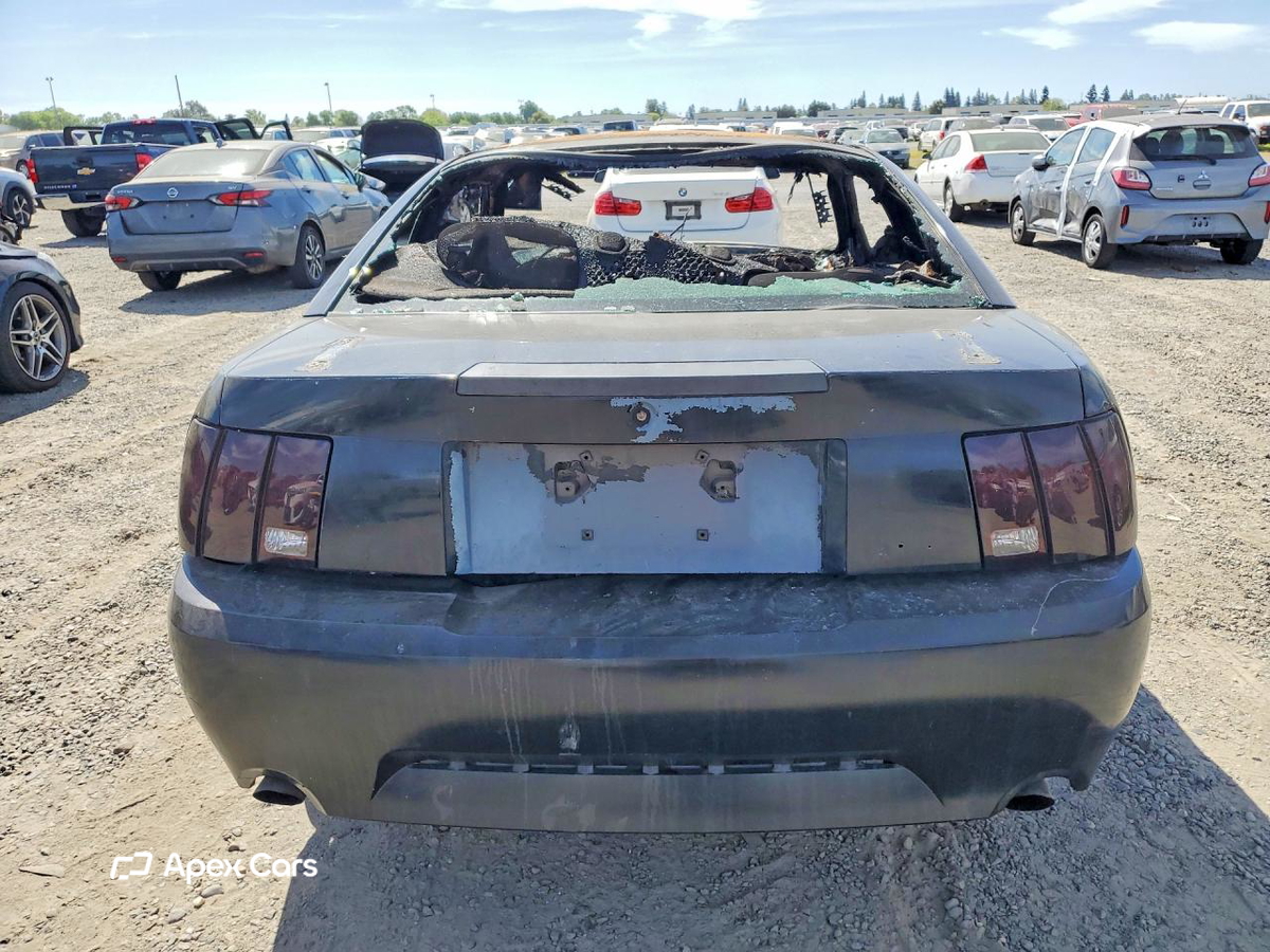 Ford Mustang 2002