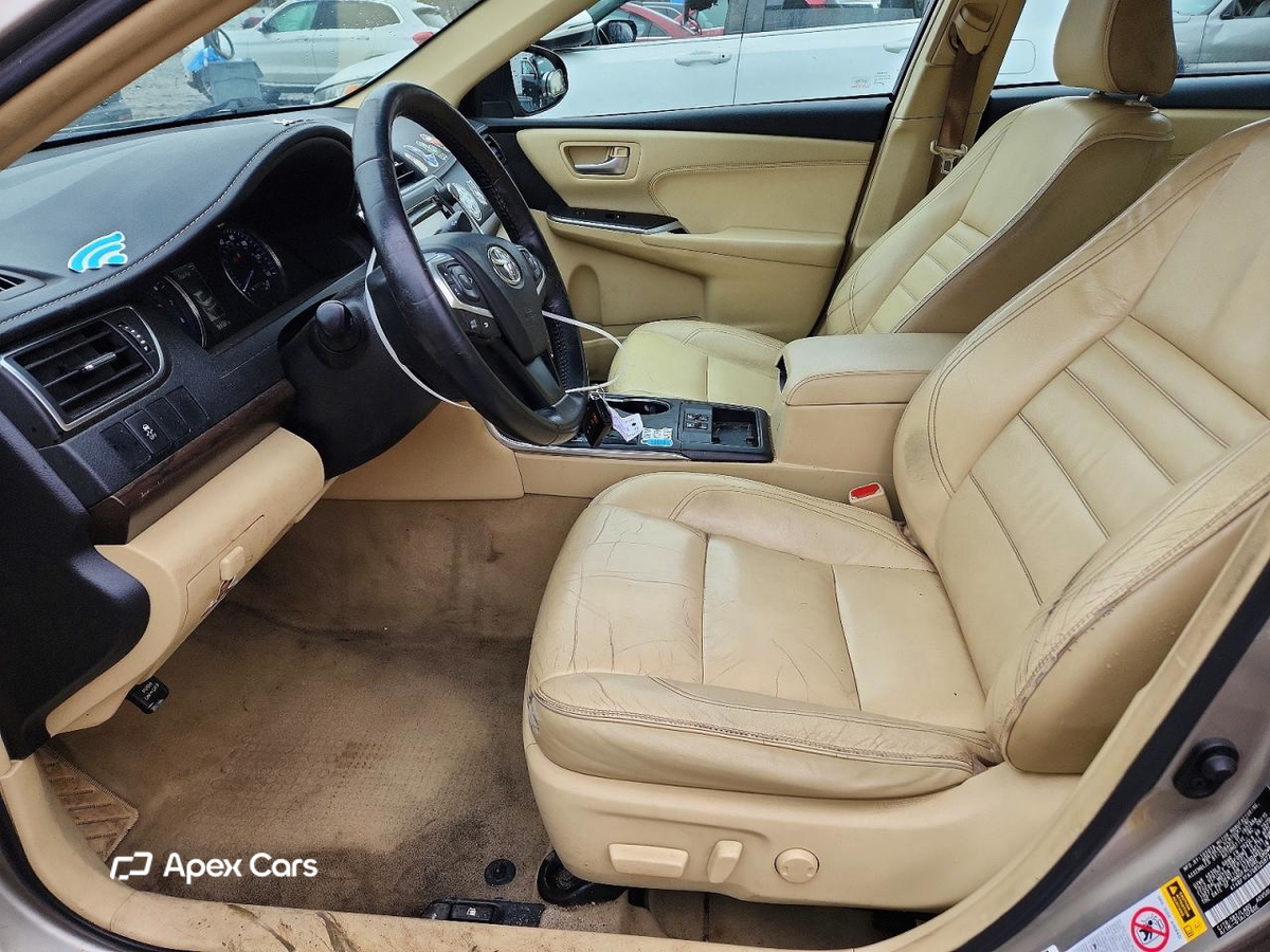 Toyota Camry 2016