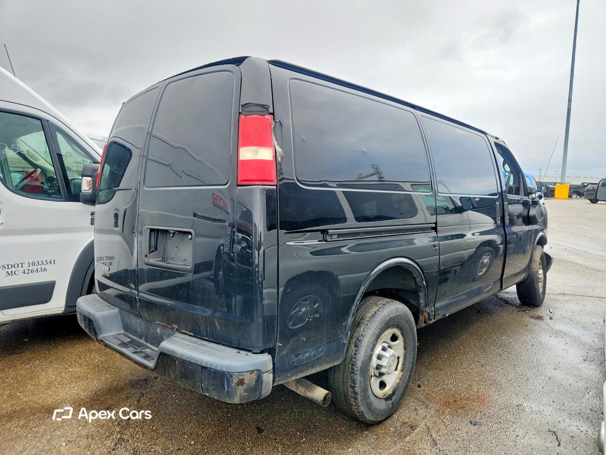 Chevrolet Express 2013
