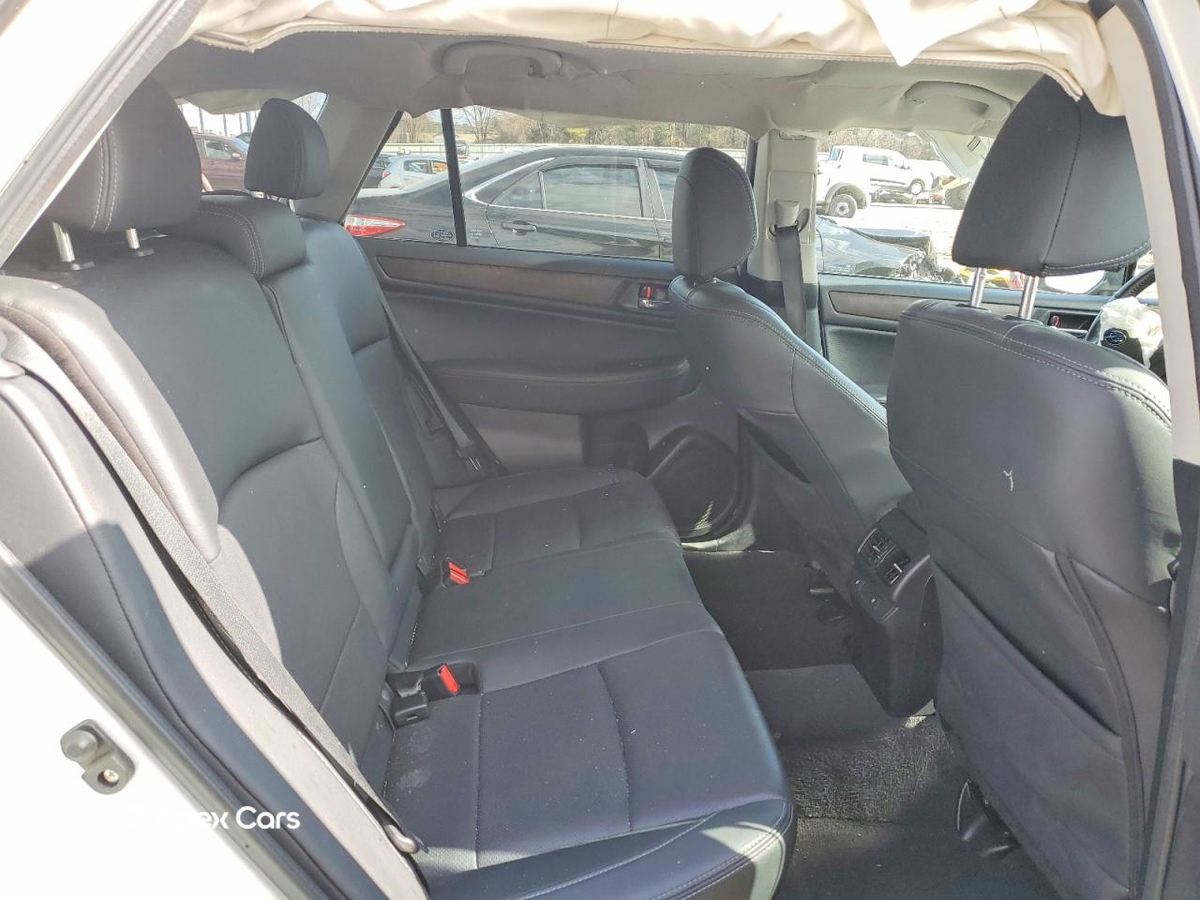 Subaru Outback 2016