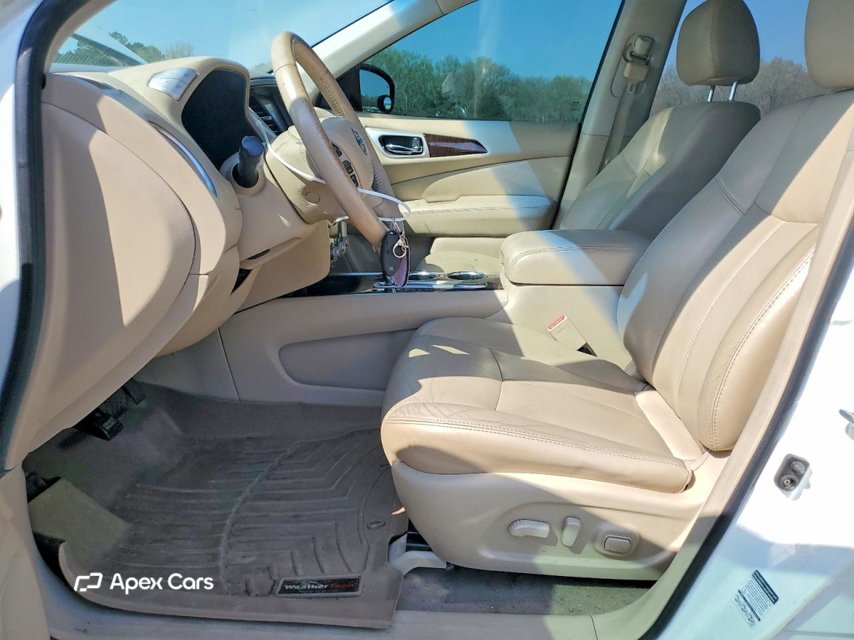 Nissan Pathfinder 2014