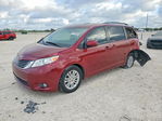 Toyota Sienna 2011