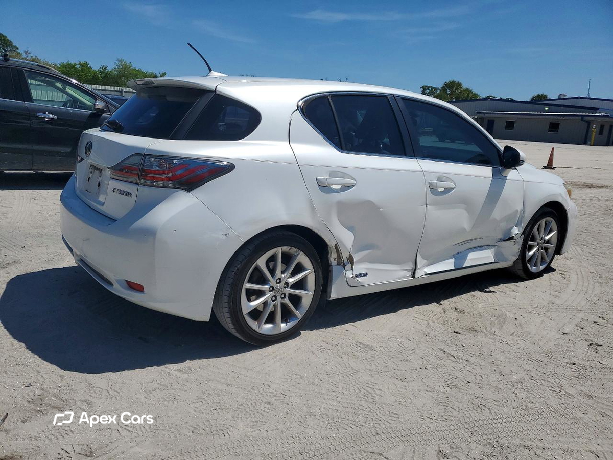 Lexus CT 2011