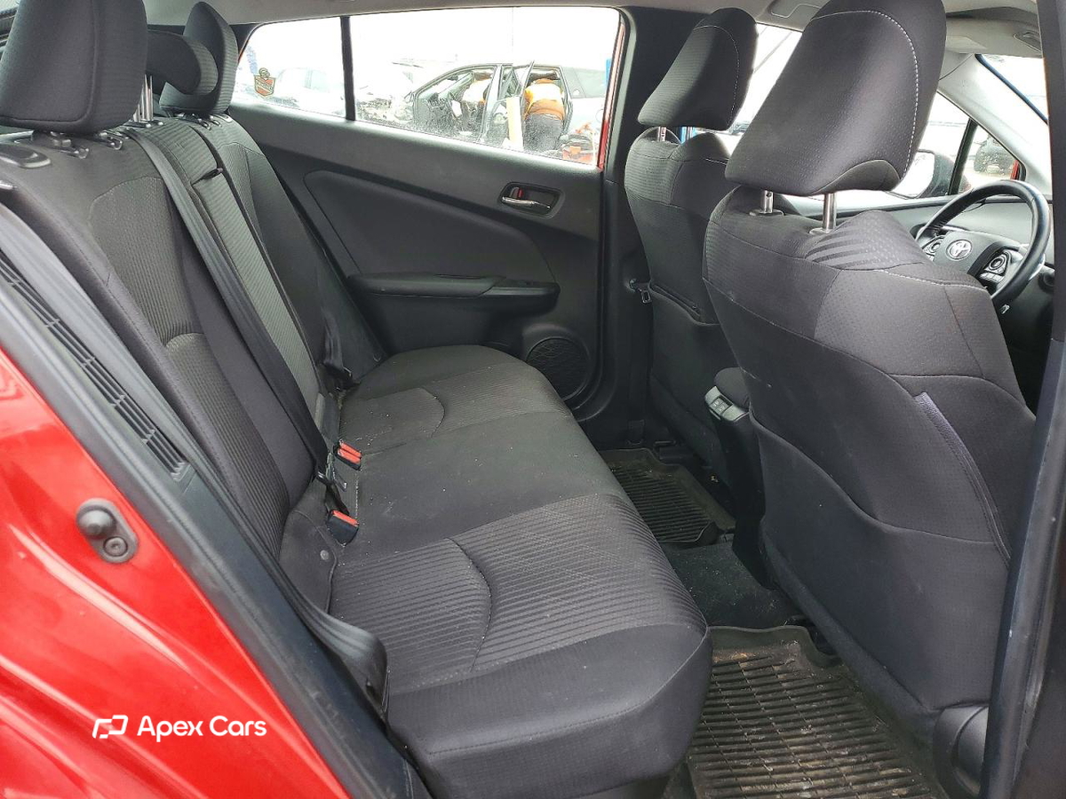 Toyota Prius 2021