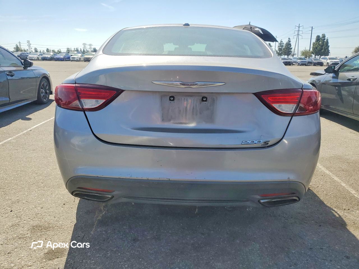 Chrysler 200 2015