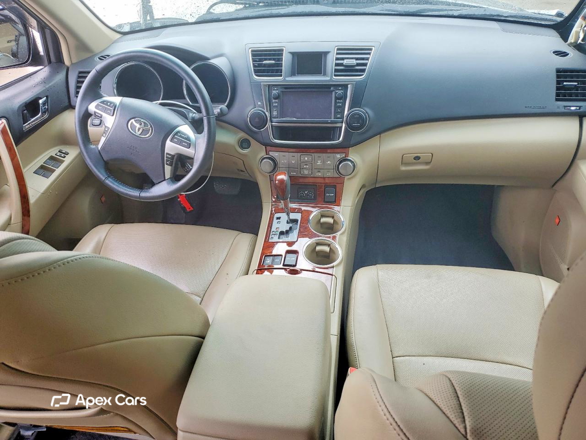 Toyota Highlander 2013