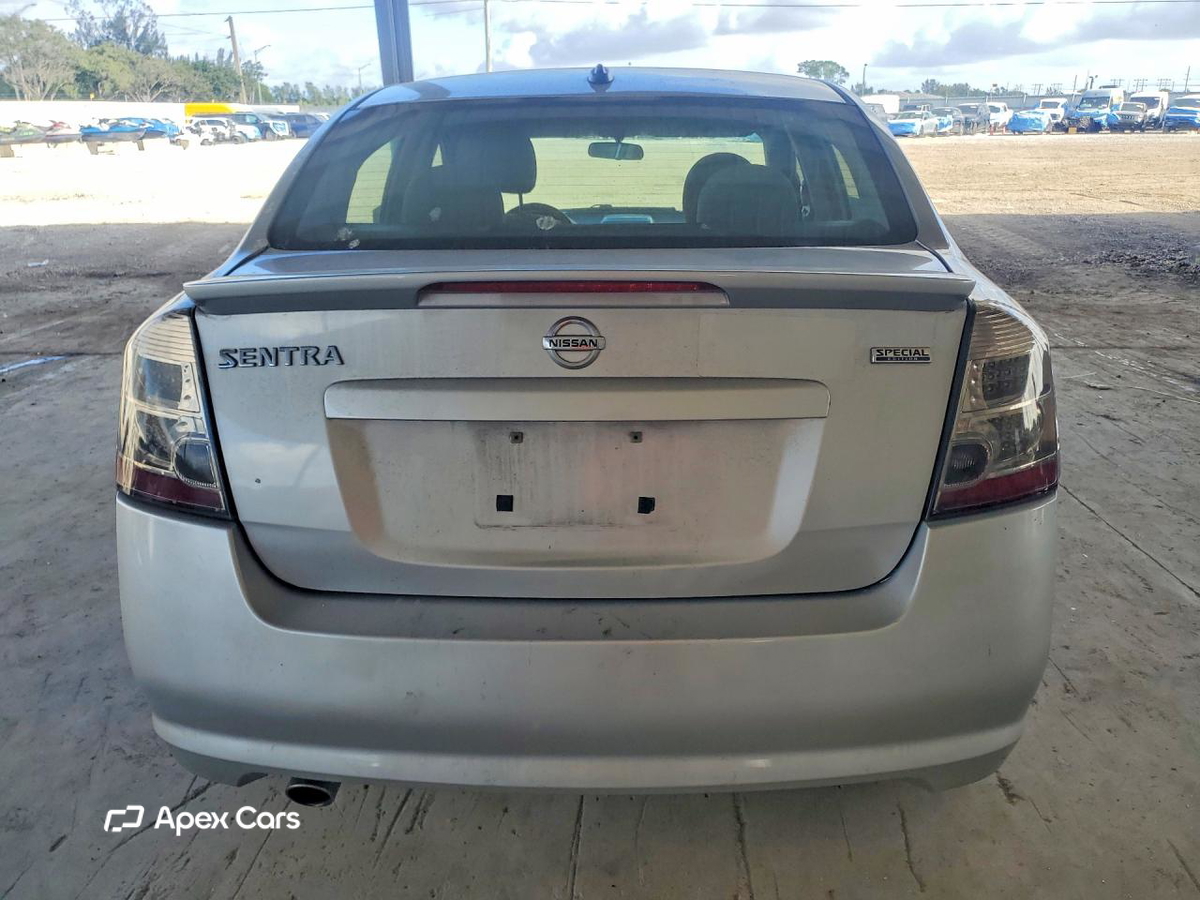 Nissan Sentra 2012
