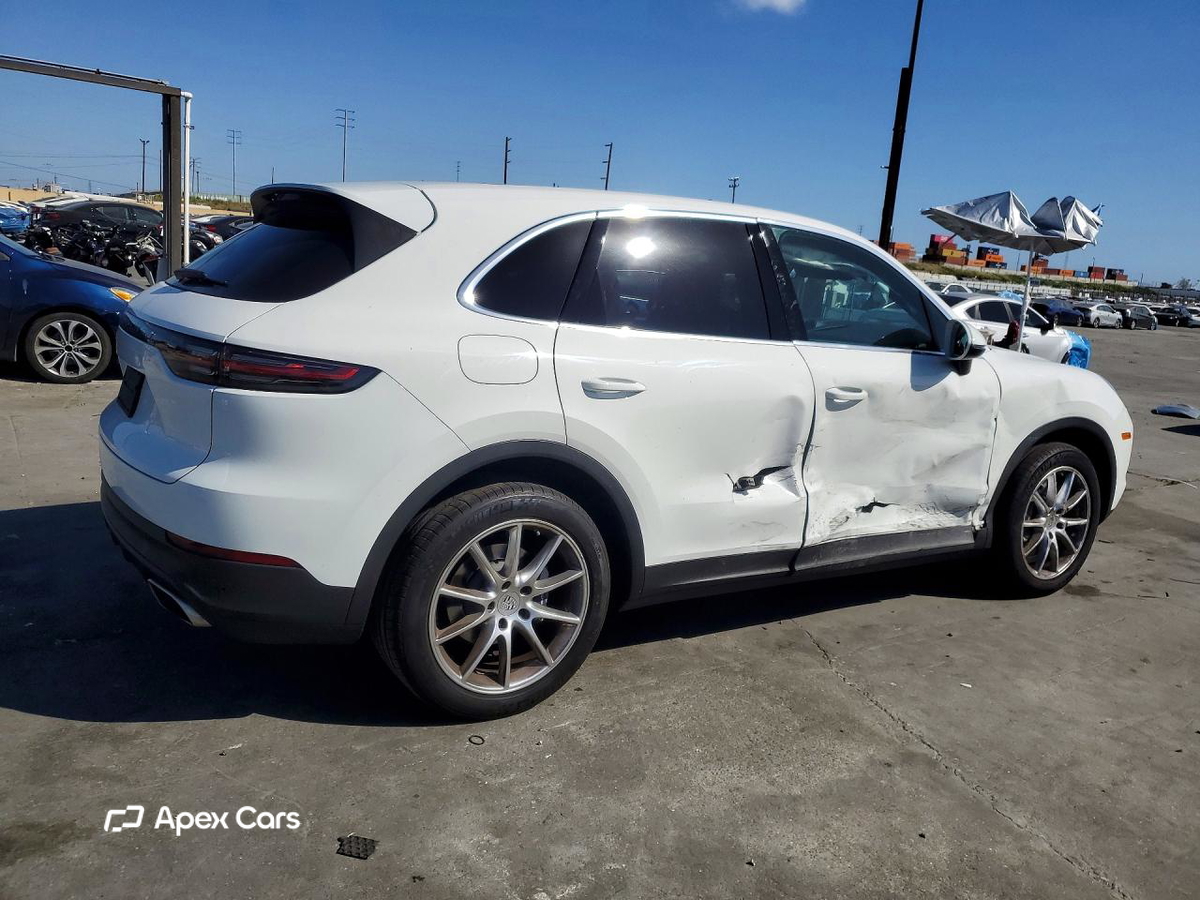 Porsche Cayenne 2021