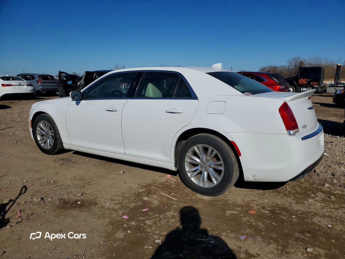 Chrysler 300 2017