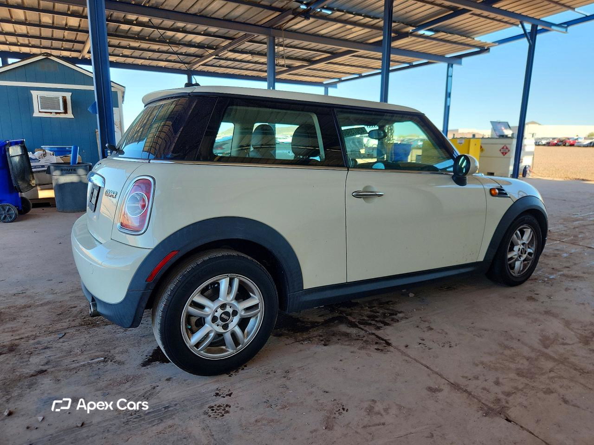 MINI Cooper 2012