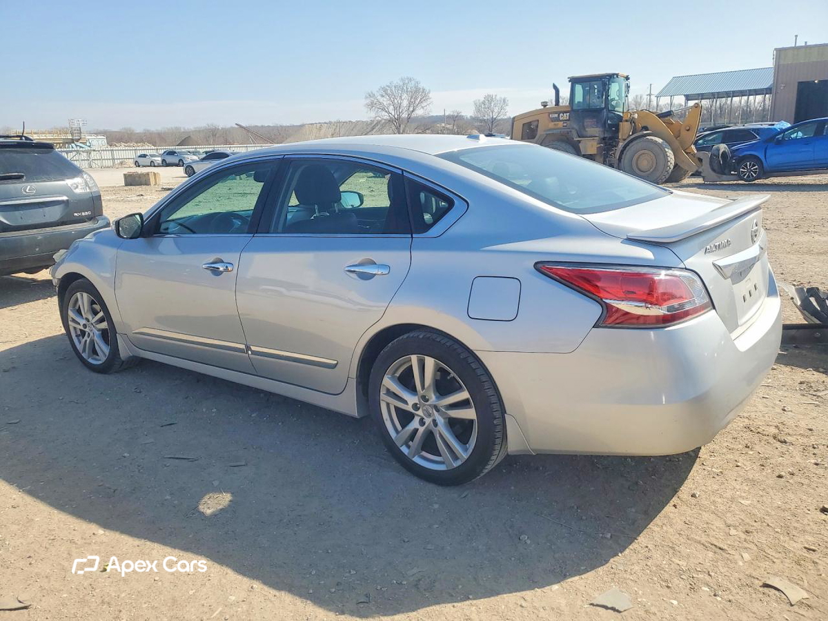 Nissan Altima 2014