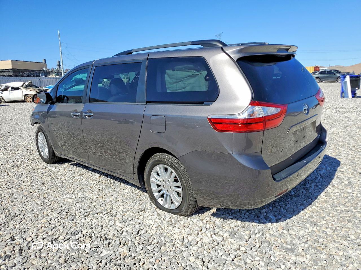Toyota Sienna 2015