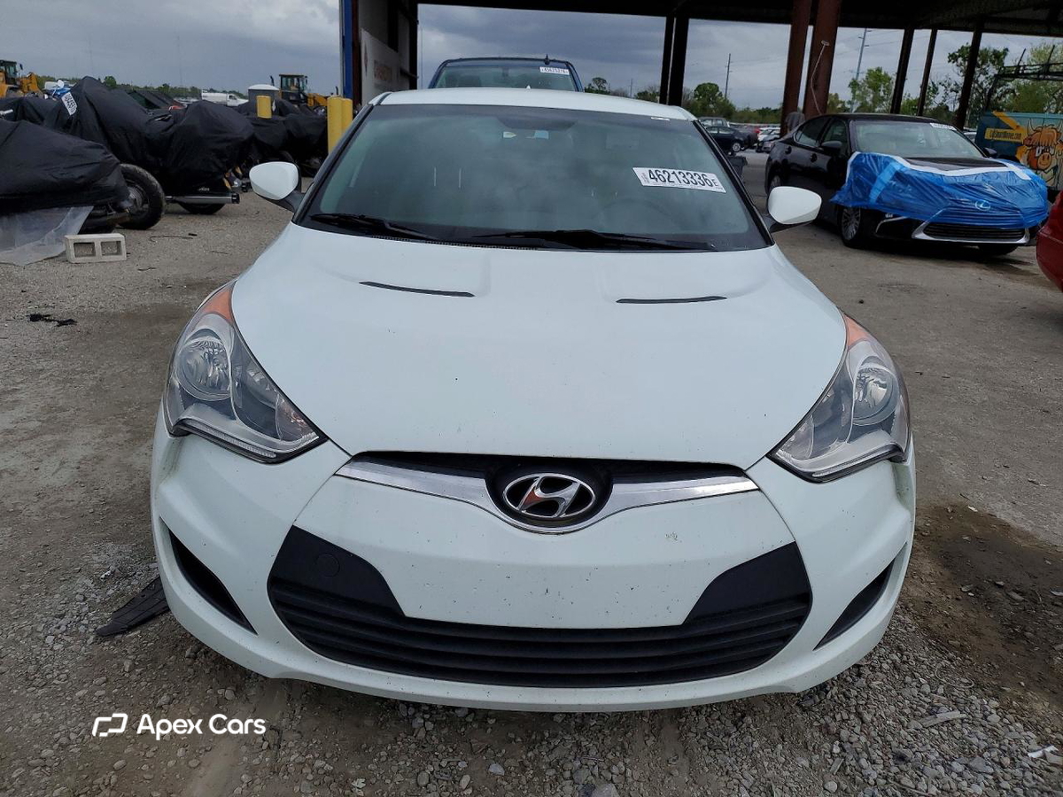 Hyundai Veloster 2013
