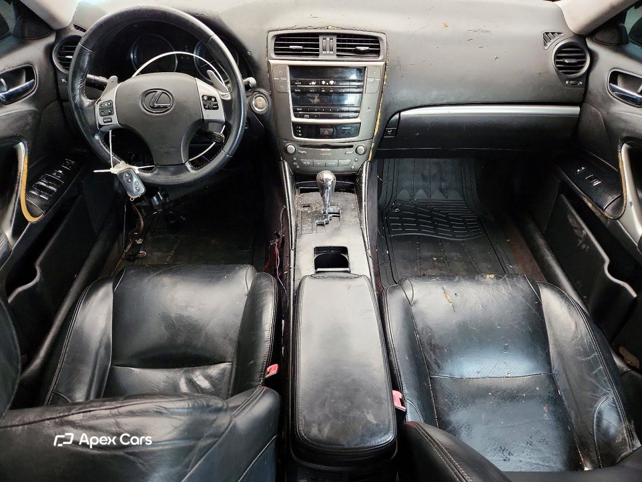 Lexus IS 2011