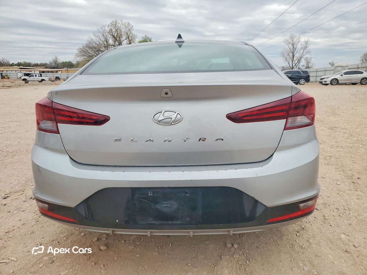 Hyundai Elantra 2020