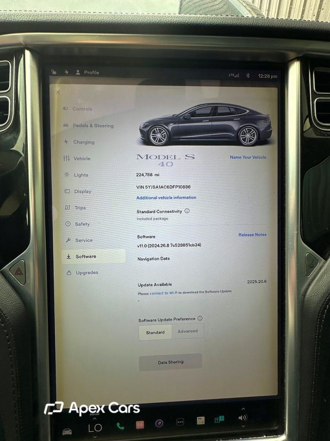 Tesla Model S 2013