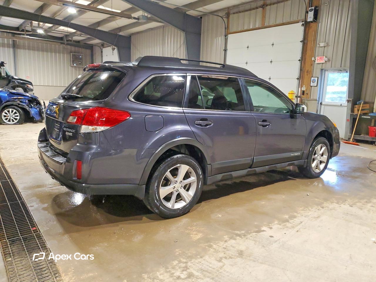 Subaru Outback 2013
