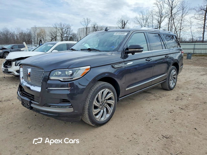 2023 Lincoln Navigator - Image 1 of 5