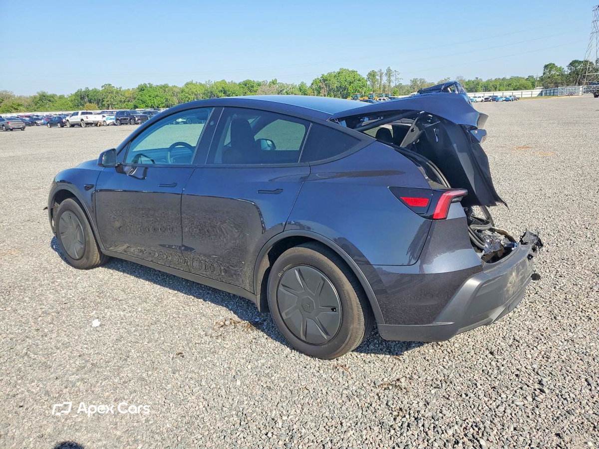 Tesla Model Y 2026