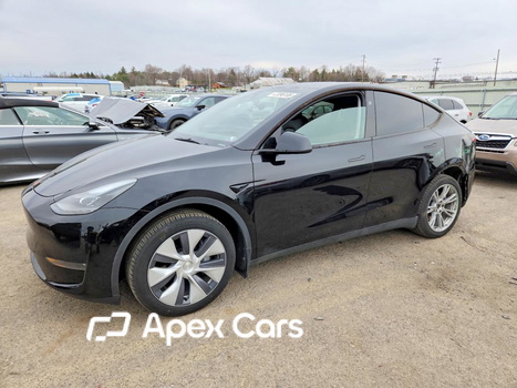 Tesla Model Y 2023 - Image 1 of 15