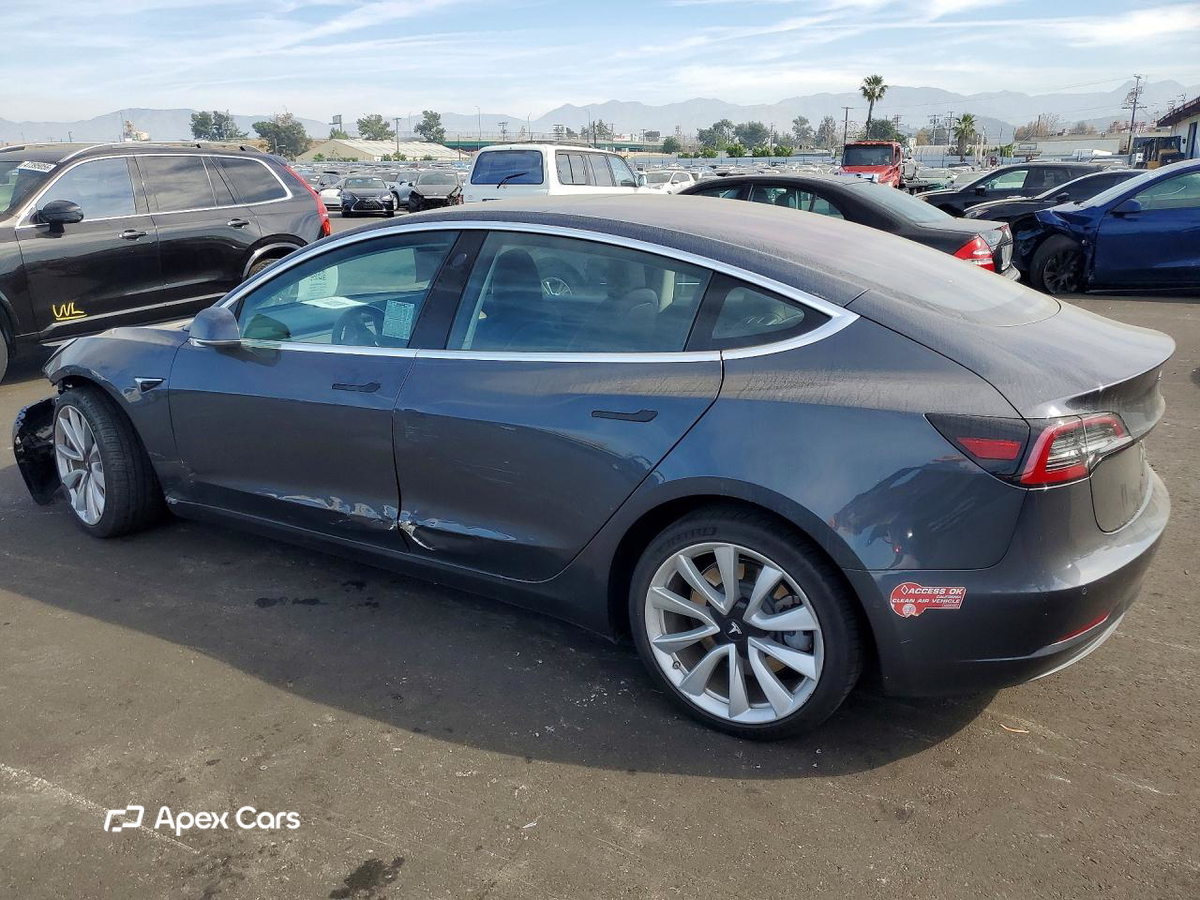 Tesla Model 3 2018