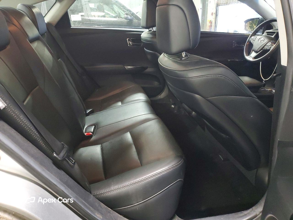 Toyota Avalon 2016