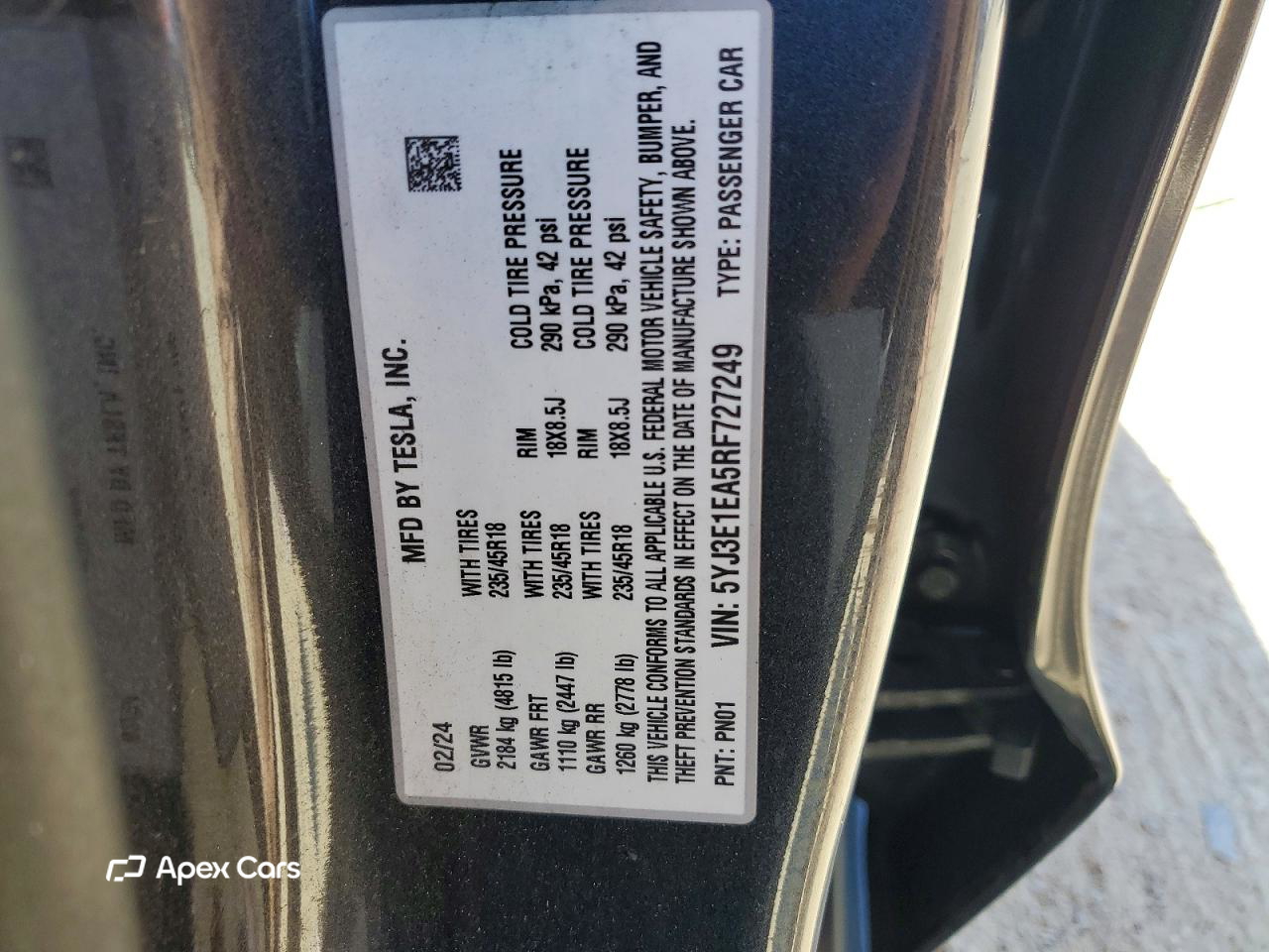 Tesla Model 3 2024