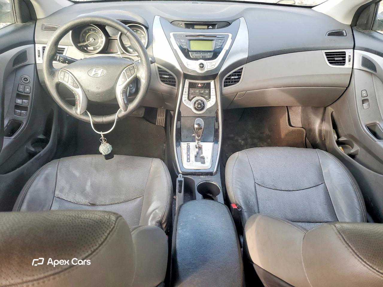 Hyundai Elantra 2011