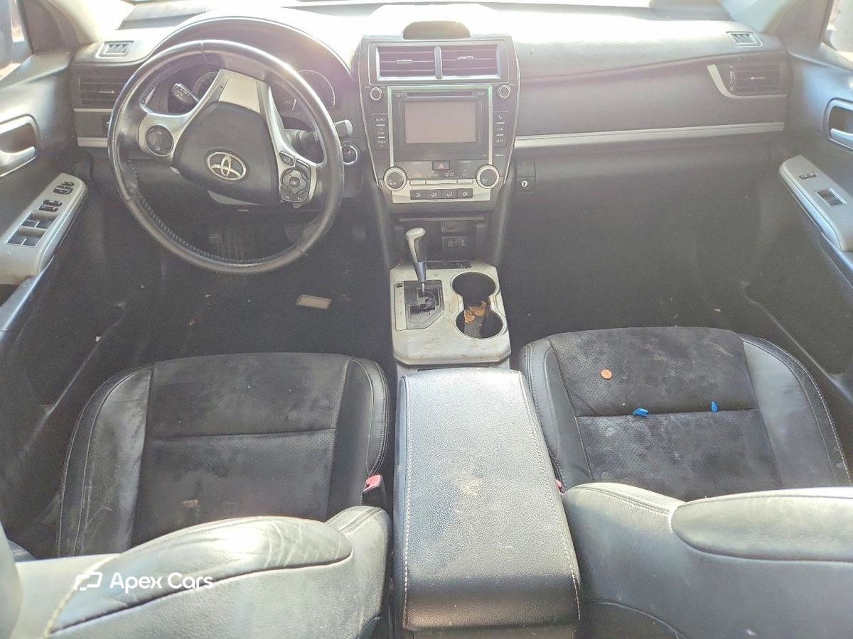 Toyota Camry 2012
