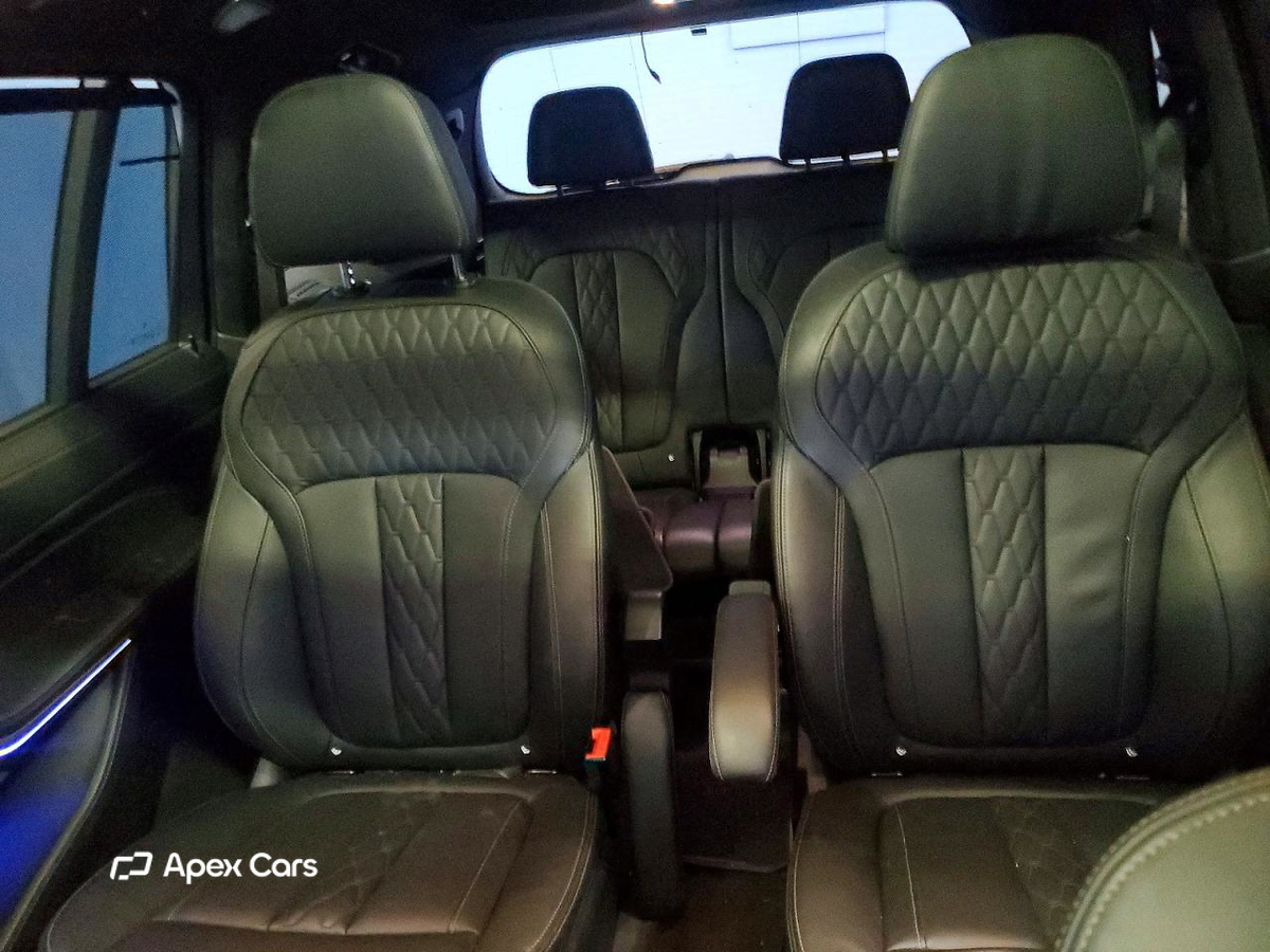 BMW X7 2024